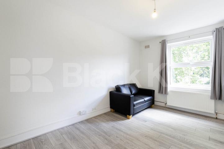 Newly refurbished 1 bedroom property close to Stoke Newington Overground Stamford Hill, Stoke Newington